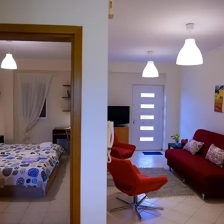 Daire Palm Tree Patras